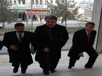 CEMAL ŞAHIN - Bbp Genel Başkanı Destici ve Gülifer Yazıcıoğlu Malatya Adliyesi'nde