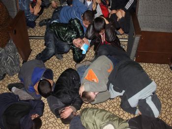 NASUH MAHRUKI - Binlerce Öğrenci Deprem Tatbikatı Yaptı