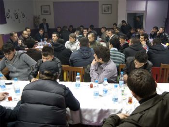 Çan'da Ak Partili Gençler Yemekte Biraraya Geldi