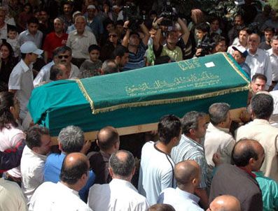 YILDIRIM BAYEZİD - İzin aldı ama cenaze törenine yetişemedi