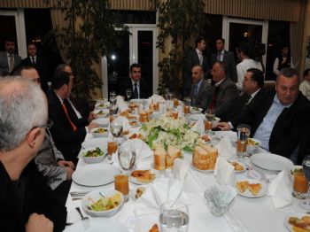 CEMAL ENGINYURT - Ordu Valisi Gazetecileri Ağırladı