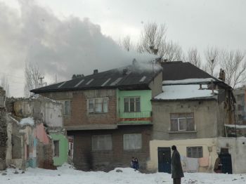 (özel Haber) Erzurum'da Ağlatan Yangın