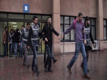 AMONYAK - Uyuşturucu Tacirlerine Helikopterli Polis Baskını: 28 Gözaltı