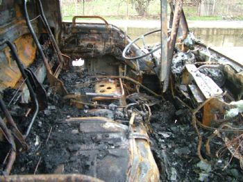 VEYSEL ÖZSARAÇ - Belediye Başkanının Kamyonu Yandı