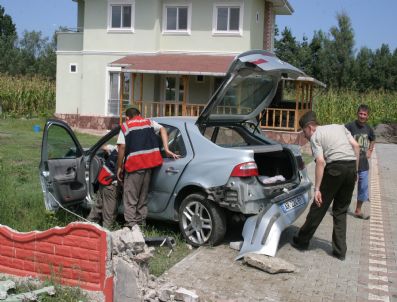 KÖSELI - Cenaze Dönüşü Kaza: 4 Yaralı