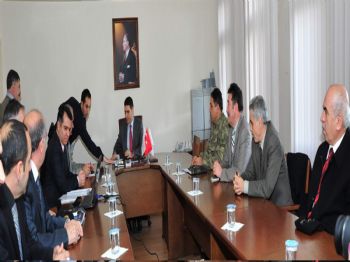 NACI AKTAŞ - Erzurum’da  İl Spor Güvenlik Kurulu Toplantısı Yapıldı