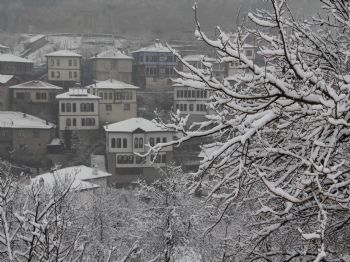 Karabük'te 91 Köy Yolu Ulaşıma Kapandı