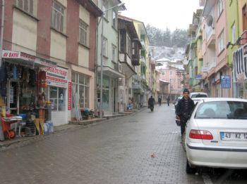 Simav'da 3,8 Büyüklüğünde Deprem Oldu