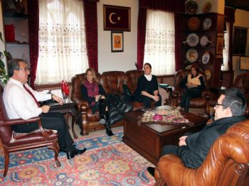 HASAN ÜNVER - World Travel Channel Yöneticileri Ünver'i Ziyaret Etti