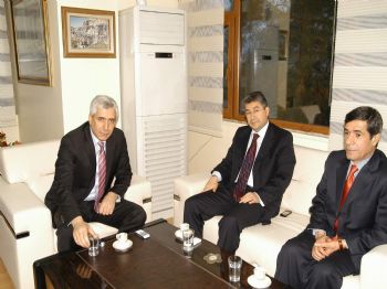 GALIP ENSARIOĞLU - Galip Ensarioğlu Ergani Kaymakamlığı'nı Ziyaret Etti