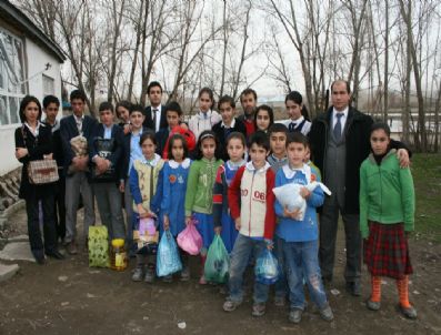 İBRAHIM AVCı - Minik Öğrencilerden Örnek Davranış