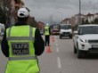 (özel Haber) - Polisi Görünce Cep Telefonunu Bırakan Sürücüler Radara Yakalanmaktan Kurtulamadı
