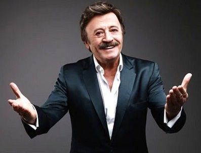 SELAMİ ŞAHİN - Selami Şahin kliplerinin yayınlanmamasına tepkili