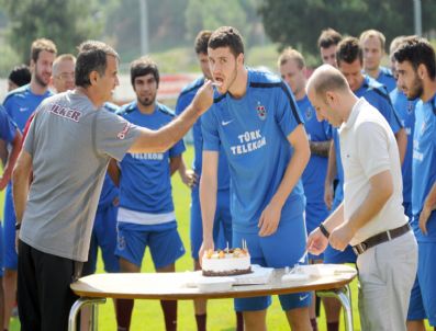 İSTANBUL GÜNGÖRENSPOR - Trabzonspor, Samsunspor Maçı Hazırlıklarına Ara Vermeden Başladı