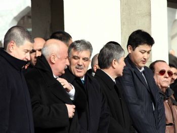 ALAADDIN YÜKSEL - Cumhurbaşkanı Gül, Cuma Namazını Kocatepe Camisi'nde Kıldı