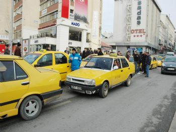 Erzurum'da Taksicilerden Eylem