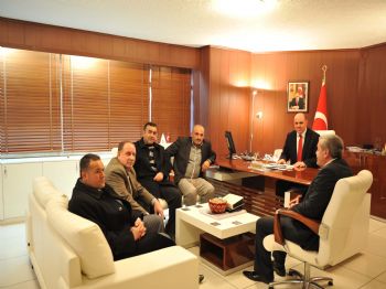 MEHMET BEŞIR AYANOĞLU - Muhtarlar Derneği'nden Başkan Ayanoğlu'na Ziyaret