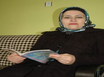 (özel Haber) Okula Gitmedi Ama Yazdığı Şiirlerle Hayata Tutundu