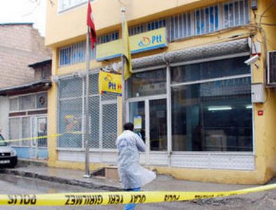 PTT şubesine silahlı soygun