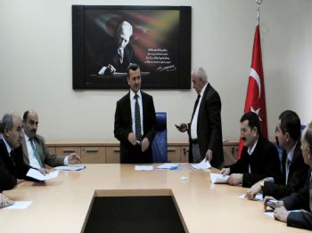 Sgk Hakkari İl Müdürü Özdemir Muhtarları Bilgilendirdi