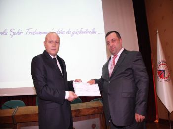 'uygulamalı Girişimcilik Eğitimi' Serfitika Töreni