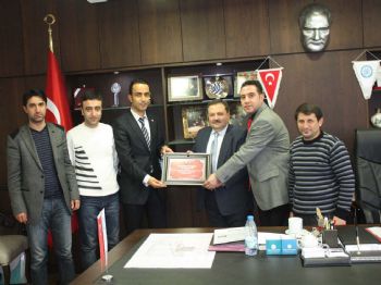 MURAT ÖZTÜRK - Bitlisli Spor Adamlarından Rektöre Teşekkür