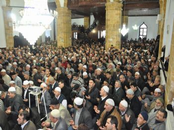 NURI ÖZDER - Zile'de 40 Hatmin Son Günü Ulu Cami Doldu Taştı