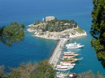 Aydın 2011’de 5,5 Milyon Turisti Ağırladı