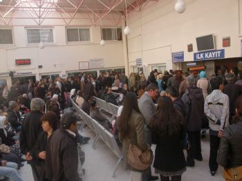 MUĞLA ÜNIVERSITESI - Randevu Sistemi Çöktü, Vatandaş İsyanda