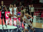 SARı KıRMıZıLıLAR - Galatasaray Medical Park: 81 - Bourges Basket: 74