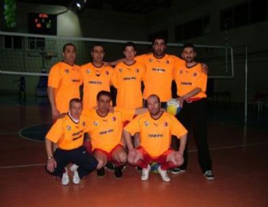 Tercan’da Voleybol Turnuvası