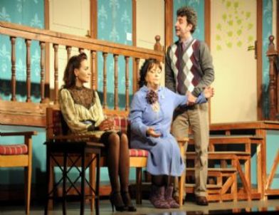 'yalan İçinde Yalan' Manisa'da