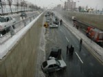 MURAT YıLMAZER - Başkent'te Zincirleme Trafik Kazası