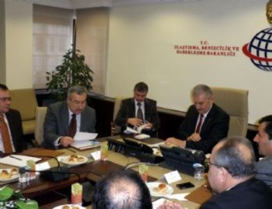 Samsun'un Ulaşım Konusundaki Talepleri Bakan Yıldırım'a Sunuldu