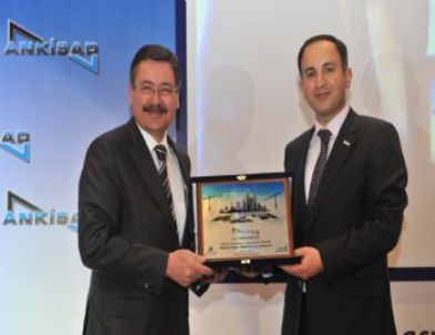 Ankisad'dan Başkan Gökçek'e 'hizmette Başarı Ödülü'