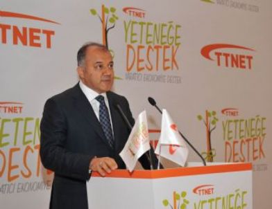 'yeteneğe Destek Yaratıcı Ekonomiye Destek' Projesi'nin İlk Ödülü Sahibini Buldu