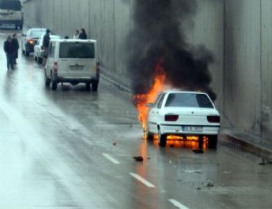 Lpg'li Otomobil Alev Topuna Döndü