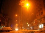 ESENDERE - Yüksekova'da Kar Yağışı