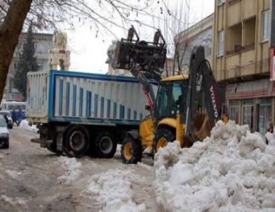 Gölbaşı'nda Karla Mücadele Çalışmaları