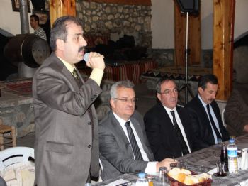 VAHDETTIN ÖZCAN - Çankırı Belediyesi'nden Okul Müdürlerine Yemek