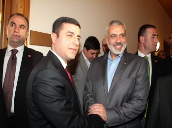 ALTAN TAN - Haniye, Bdp Genel Başkanı Demirtaş İle Biraraya Geldi