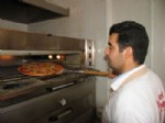 CELEP - Avrupa’da Ustası Olduğu Pizzayı, Kasabadaki Hemşehrileri İçin Yapıyor