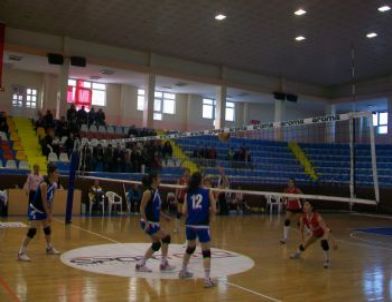 Telekom’un Sultanları Üçte Üç Yaptı