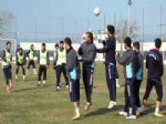 YAŞAR GÜNGÖR - Denizli Belediyespor Moralsiz Başladı
