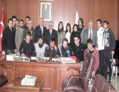Öğrencilerden Sorgun Belediye Başkanı Ahmet Şimşek'e Ziyaret