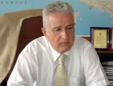 KAMIL DIZAR - Dizar: Hakem kartlarda adil olsaydı...