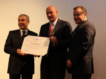 ENVER YÜCEL - Bahçeşehir Üniversitesi'nden Süreyya Ciliv'e Özel Ödül