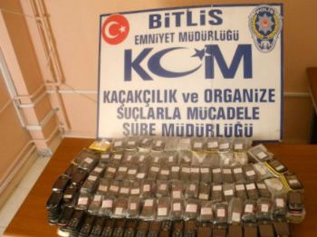 Bitlis Emniyeti'nden Kaçak Cep Telefonu Operasyonu