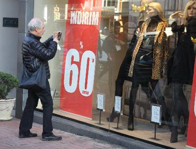 DOSTLAR TIYATROSU - İndirim var hayatım bak bakalım sevecek misin