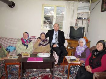 GÖKHAN GÜRBÜZEROL - Kaymakam Gürbüzerol Okuma Yazma Kurslarını Ziyaret Etti